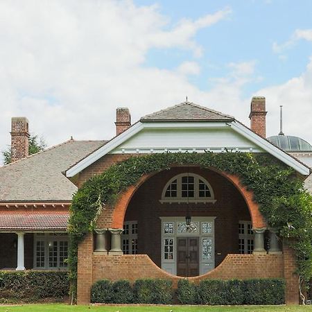 Petersons Armidale Winery And Guesthouse מראה חיצוני תמונה