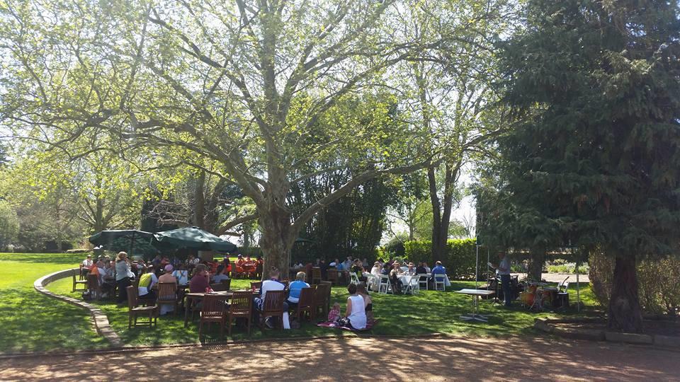 Petersons Armidale Winery And Guesthouse מראה חיצוני תמונה