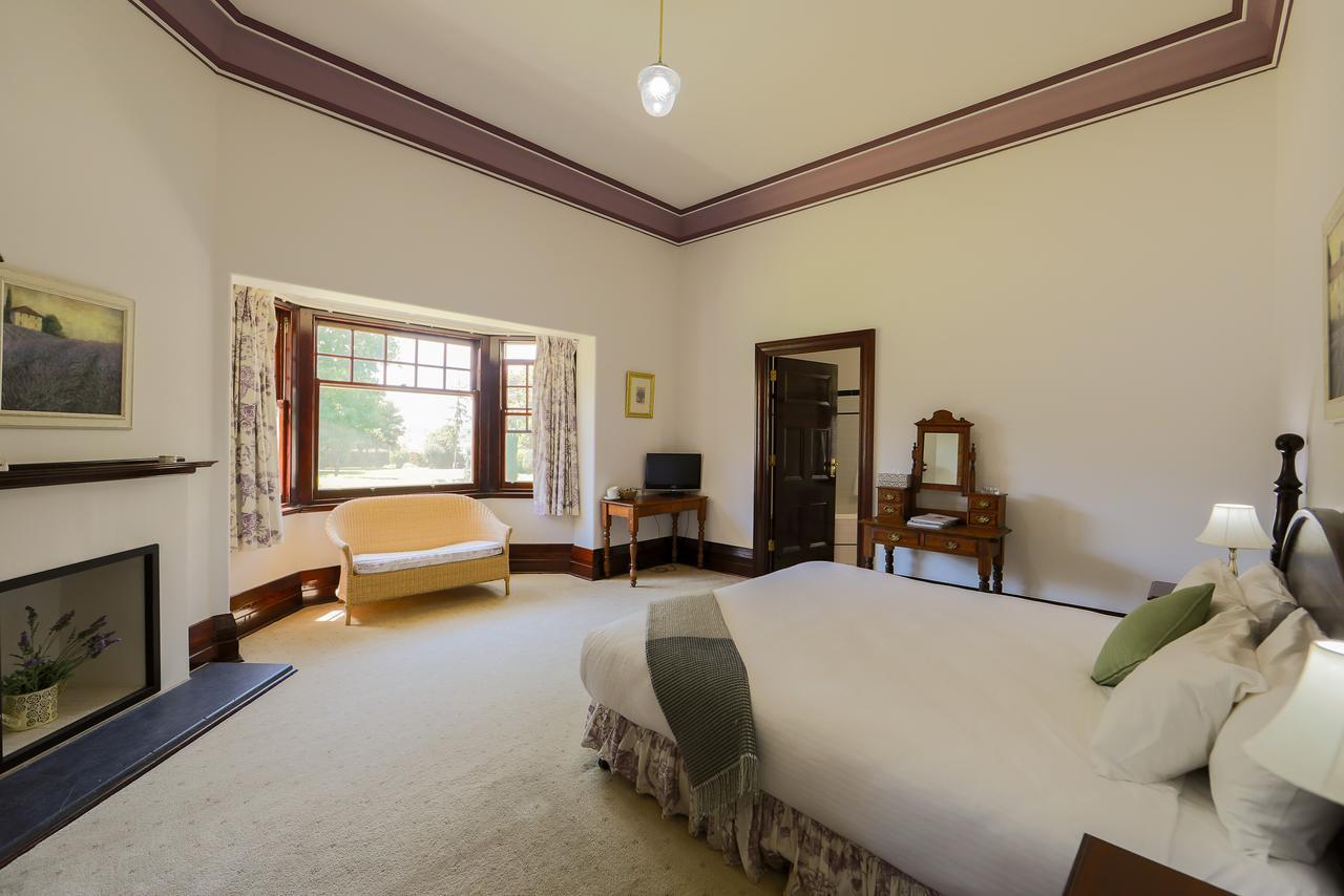Petersons Armidale Winery And Guesthouse מראה חיצוני תמונה